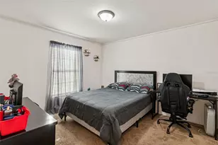 105 Lily Ln, Poinciana, FL 34759 - Photo 19