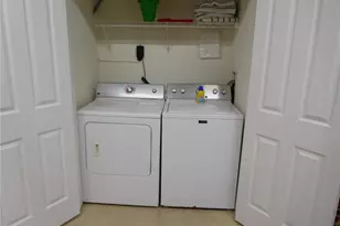 422 Vista Dr, Davenport, FL 33897 - Photo 43