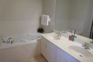 422 Vista Dr, Davenport, FL 33897 - Photo 29