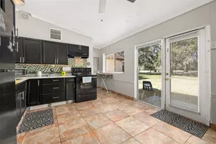 2747 Kissimmee Bay Cir, Kissimmee, FL 34744 - Photo 29