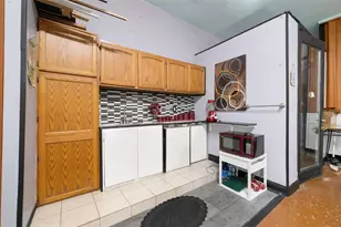 2747 Kissimmee Bay Cir, Kissimmee, FL 34744 - Photo 49