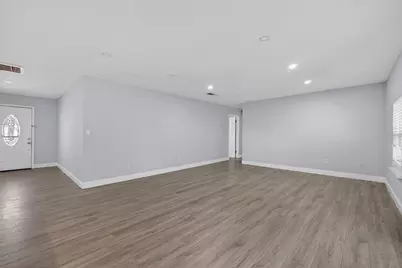 709 S Dillingham Ave, Kissimmee, FL 34741 - Photo 13