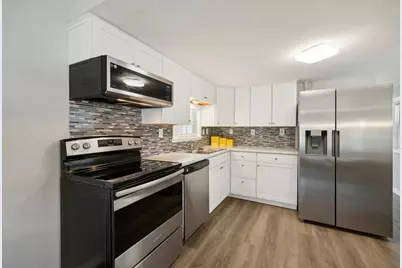 1600 Old Coachman Road #303, Clearwater, FL 33765 - Photo 9