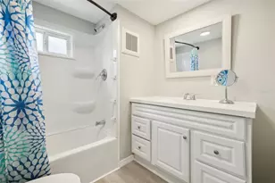 1600 Old Coachman Rd, Clearwater, FL 33765 - Photo 19