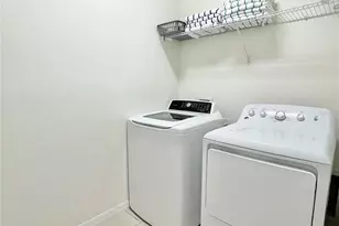 6049 Broad Oak Dr, Davenport, FL 33837 - Photo 11