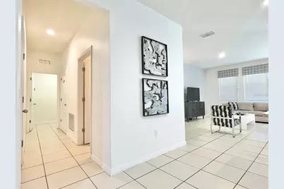 6049 Broad Oak Drive, Davenport, FL 33837 - Photo 5