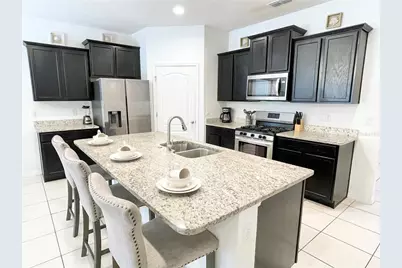 6049 Broad Oak Drive, Davenport, FL 33837 - Photo 11