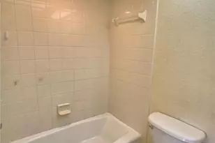 1606 Eagle Pond Dr, Winter Haven, FL 33884 - Photo 25