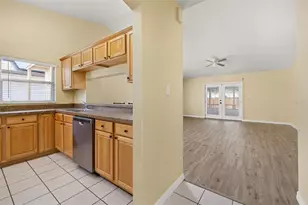 12787 Majorama Dr, Orlando, FL 32837 - Photo 5