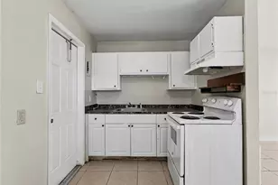 42 Princeton Ave, Frostproof, FL 33843 - Photo 9