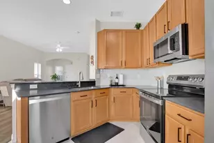 2156 Brancaster Cir, Ocoee, FL 34761 - Photo 9