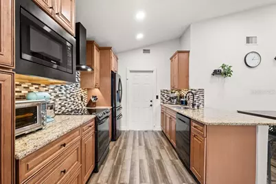 4021 Spring Breeze Drive, Orlando, FL 32829 - Photo 11