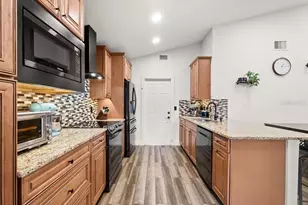 4021 Spring Breeze Dr, Orlando, FL 32829 - Photo 11