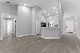 1701 Pompano Dr, Kissimmee, FL 34759 - Photo 9