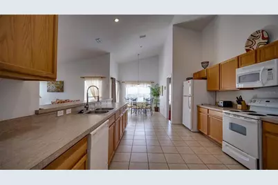 408 Bloomingdale Drive, Davenport, FL 33897 - Photo 15