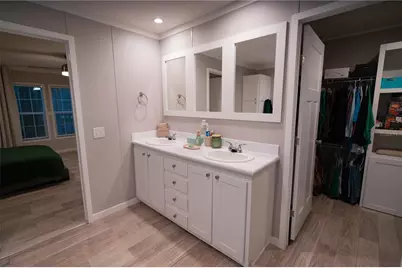 7670 NE 97th Court, Bronson, FL 32621 - Photo 13