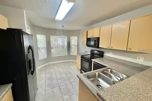 931 Emerald Green Ct, Kissimmee, FL 34746 - Photo 3