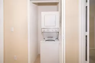 10918 Savannah Wood Dr, Orlando, FL 32832 - Photo 17