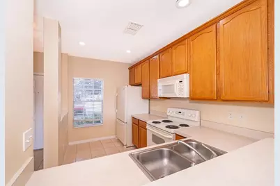 10918 Savannah Wood Drive #10918, Orlando, FL 32832 - Photo 9