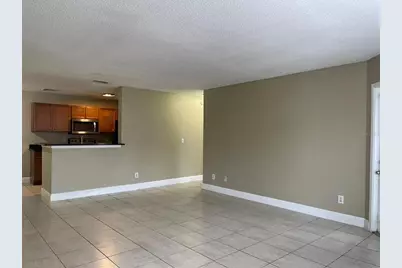 2260 Cascades Boulevard #105, Kissimmee, FL 34741 - Photo 5