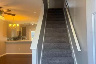 437 Wilton Cir, Sanford, FL 32773 - Photo 3