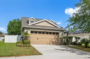 32643 Coldwater Creek Loop, Wesley Chapel, FL 33545 - Photo 3