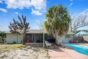 2077 Floradell Pl, Orlando, FL 32808 - Photo 21