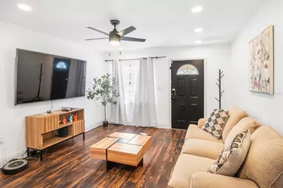 2077 Floradell Place, Orlando, FL 32808 - Photo 5