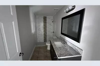 164 Julie Lane #B, Auburndale, FL 33823 - Photo 9