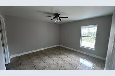 164 Julie Lane #B, Auburndale, FL 33823 - Photo 5