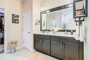 1055 Oak Bluff Dr, Davenport, FL 33837 - Photo 21