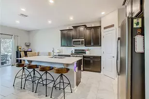 1055 Oak Bluff Dr, Davenport, FL 33837 - Photo 11