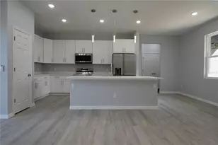 1013 Aston Martin Dr, Sebring, FL 33872 - Photo 15