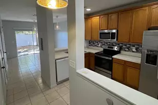 10608 Savannah Wood Dr, Orlando, FL 32832 - Photo 3