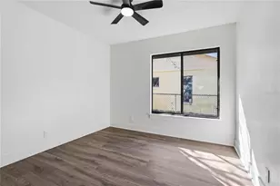 811 E Flag Ln, Kissimmee, FL 34759 - Photo 9