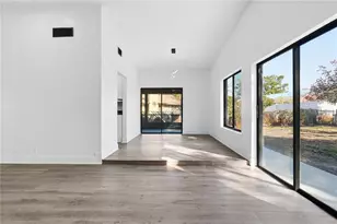 811 E Flag Ln, Kissimmee, FL 34759 - Photo 31