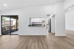 811 E Flag Ln, Kissimmee, FL 34759 - Photo 5