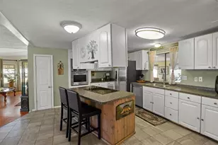 6825 S Lake Henry Dr NE, Winter Haven, FL 33881 - Photo 15