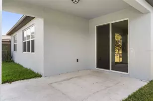 36887 Highland Mdws Ct, Zephyrhills, FL 33542 - Photo 29