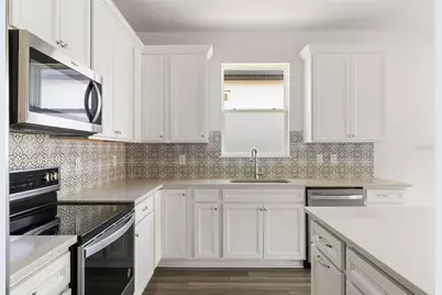 36887 Highland Meadows Court, Zephyrhills, FL 33542 - Photo 9