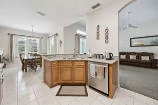 1648 Northampton Dr, Davenport, FL 33897 - Photo 11