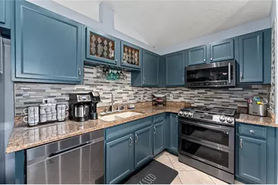 6410 Cherry Grove Circle, Orlando, FL 32809 - Photo 9