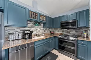 6410 Cherry Grove Cir, Orlando, FL 32809 - Photo 9