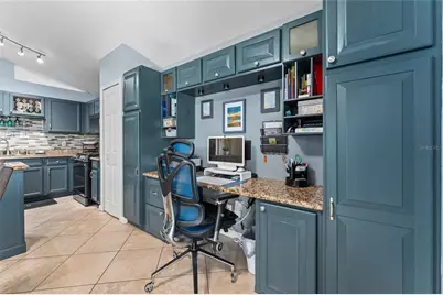 6410 Cherry Grove Circle, Orlando, FL 32809 - Photo 11