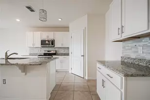 2340 Canyon Oak Dr, Davenport, FL 33837 - Photo 17