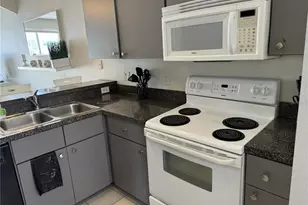 1150 S Beach Cir, Kissimmee, FL 34746 - Photo 15