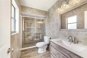 612 Estrada Ln, Kissimmee, FL 34758 - Photo 5