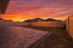 1023 Sugarwood St, Davenport, FL 33837 - Photo 3