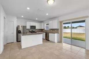 9644 Summers Cay Cir, Thonotosassa, FL 33592 - Photo 13
