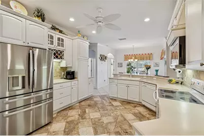 189 Largo Dr, Poinciana, FL 34759 - Photo 9